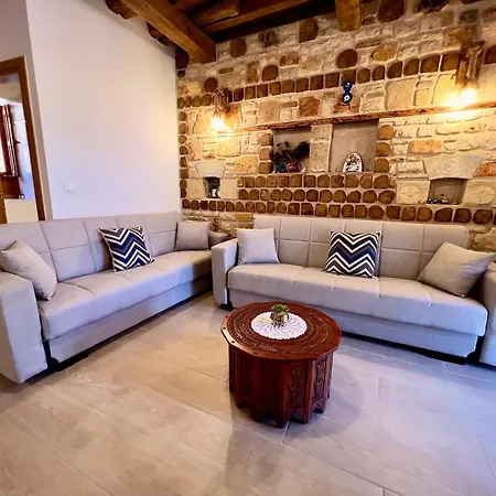 Twin Vista Getaway Appartement Meyísti