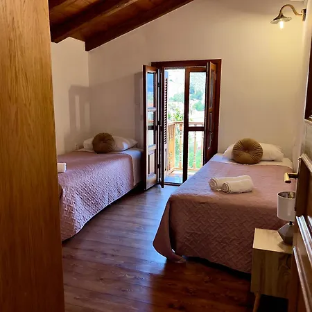 Twin Vista Getaway