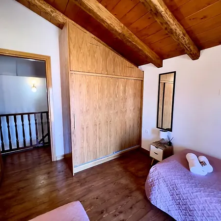 Twin Vista Getaway Apartamento Meyísti